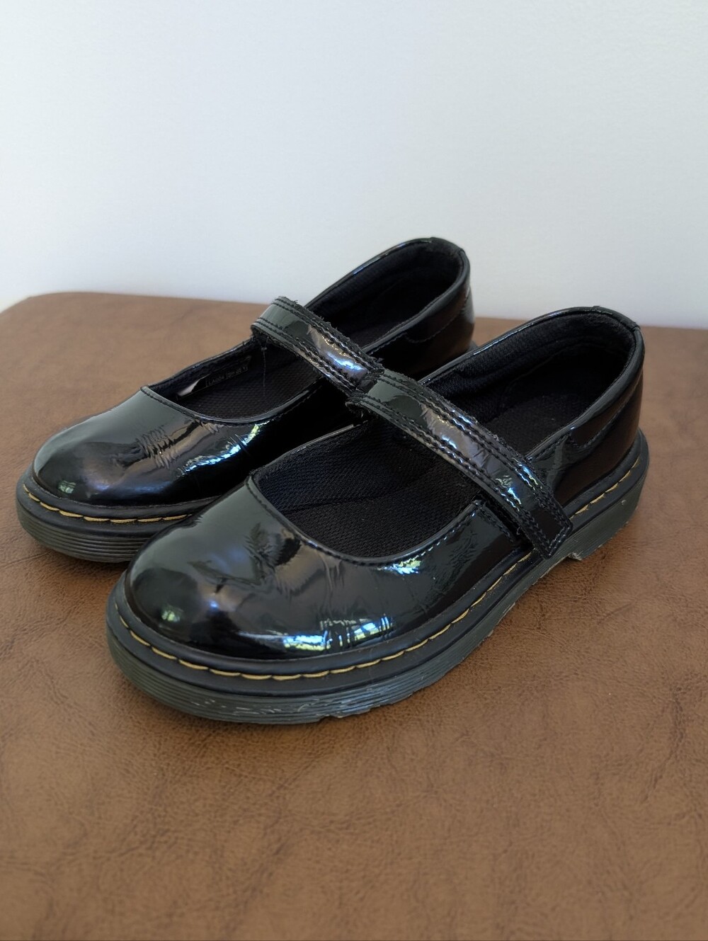 Dr. Martens Girls Maccy Patent Leather Mary Jane Shoes Black UK 1 US 2 Youth